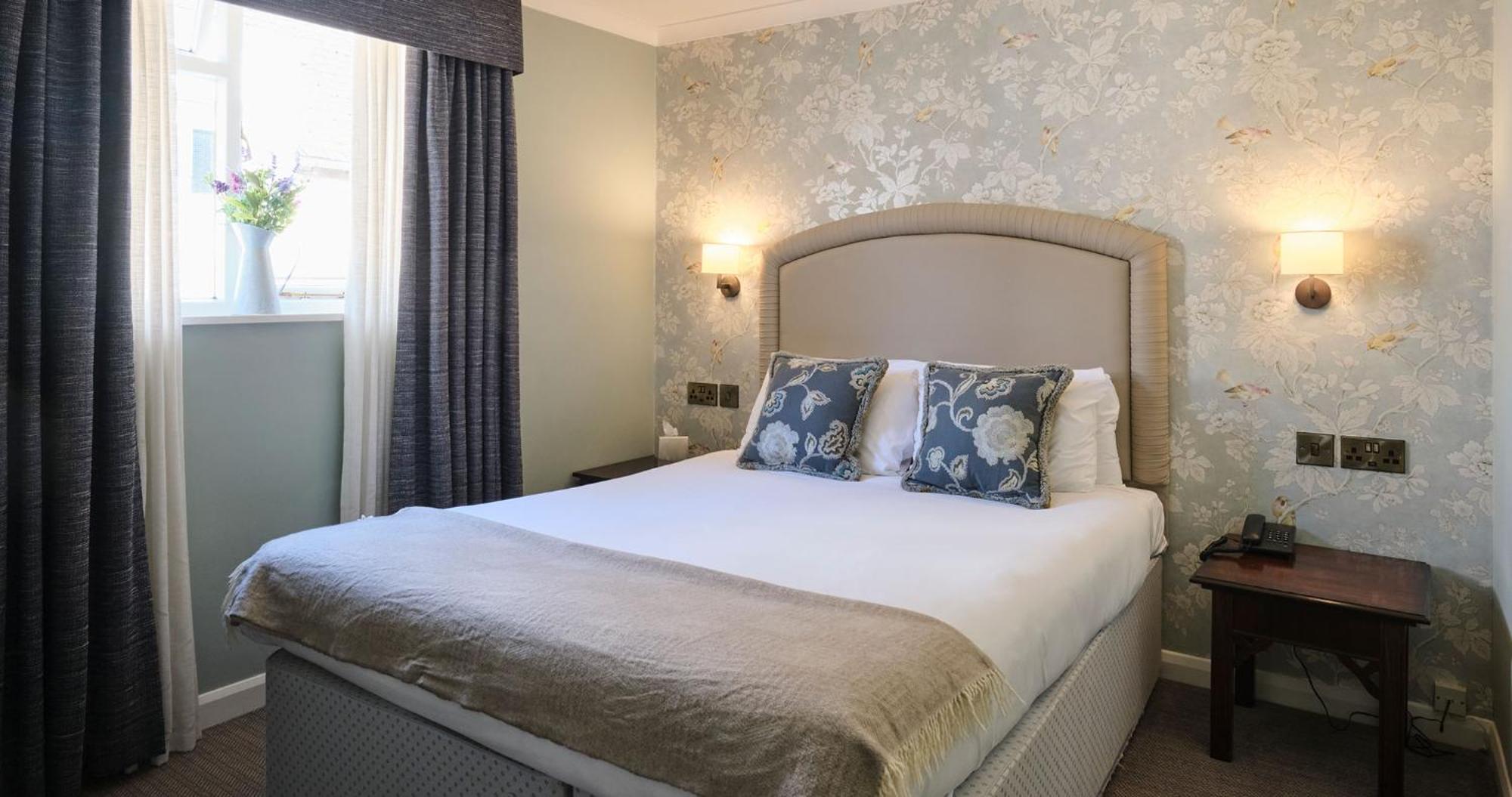 Stratton House Hotel & Spa Сайренстер Экстерьер фото